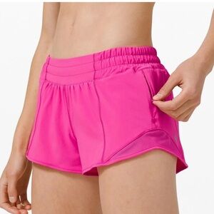 Lululemon sonic pink hotty hot shorts 2.5